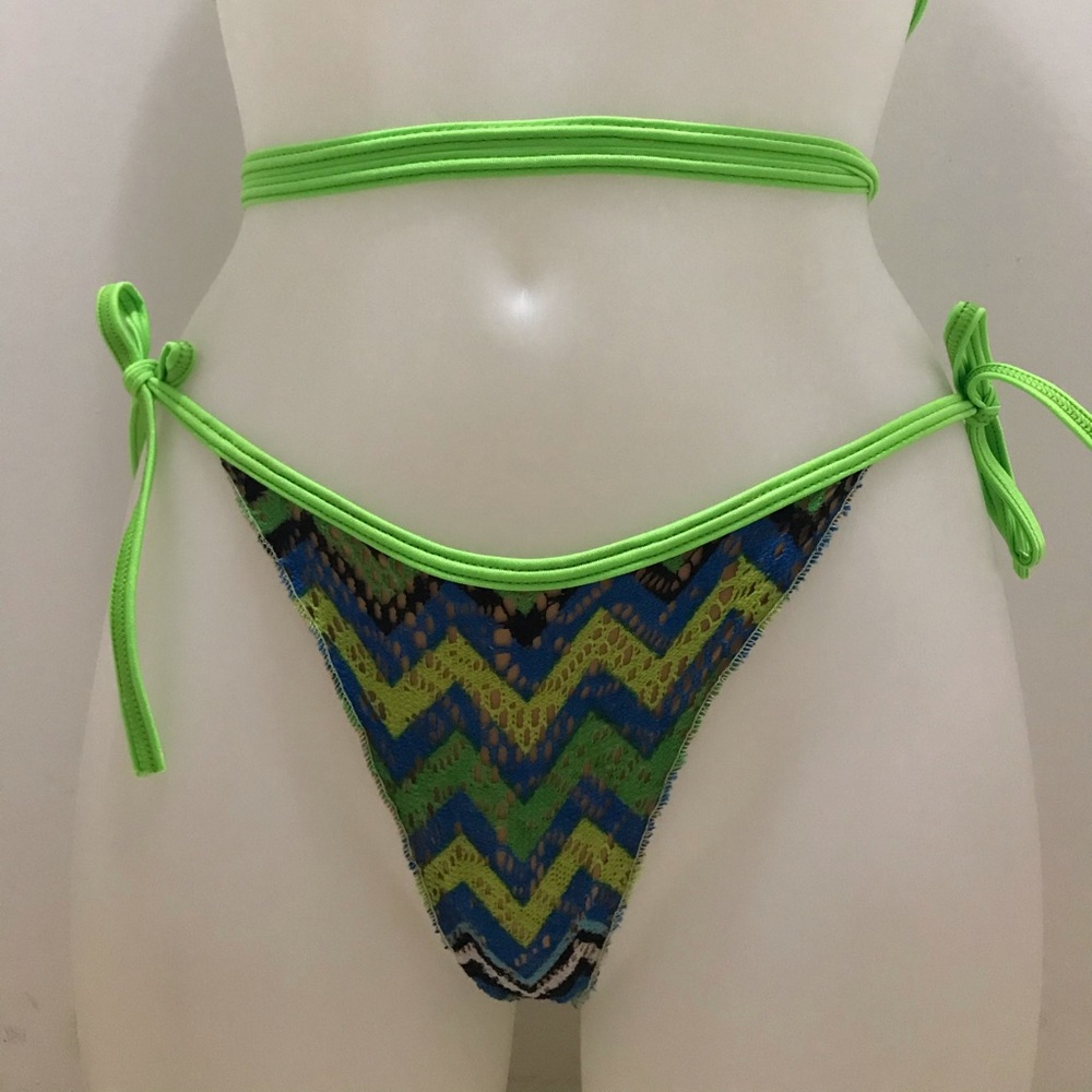 Bikini set - Picture 5 of 6